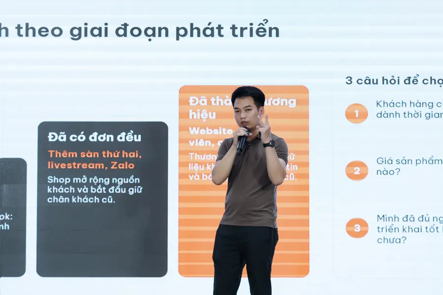 Đức Duy trình bày lộ trình mở rộng kênh theo giai đoạn phát triển